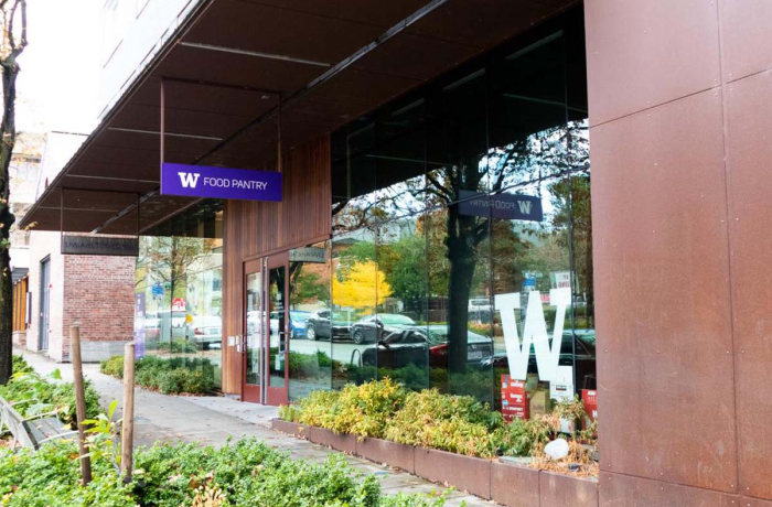 outside of the uw food pantry