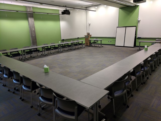 Room configuration: U-Shape
