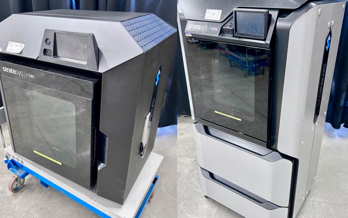 Stitched image of two different models of Stratsys 3D Printers.